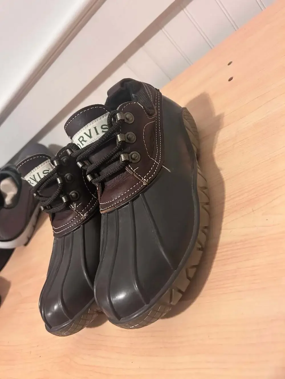 Orvis men leather